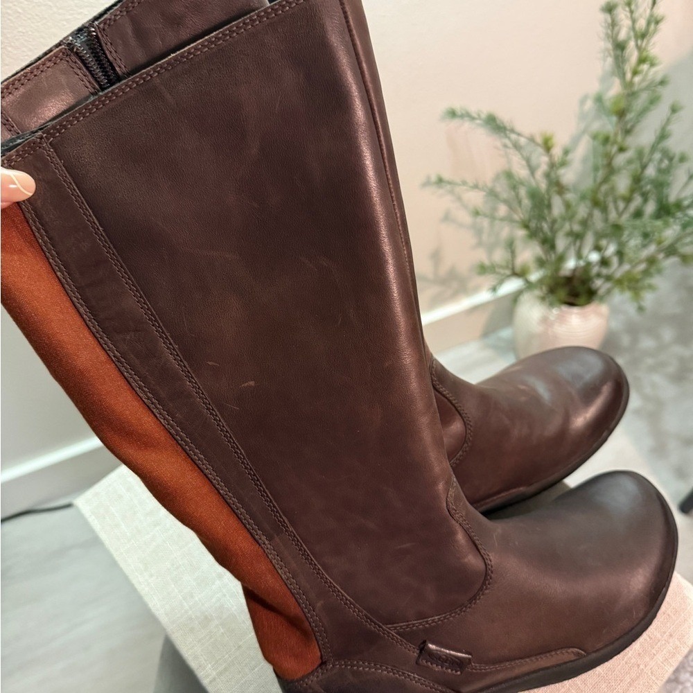 Keen Leather tall boot Bern Baby elastic calf comfort everyday adventure bootโ 7